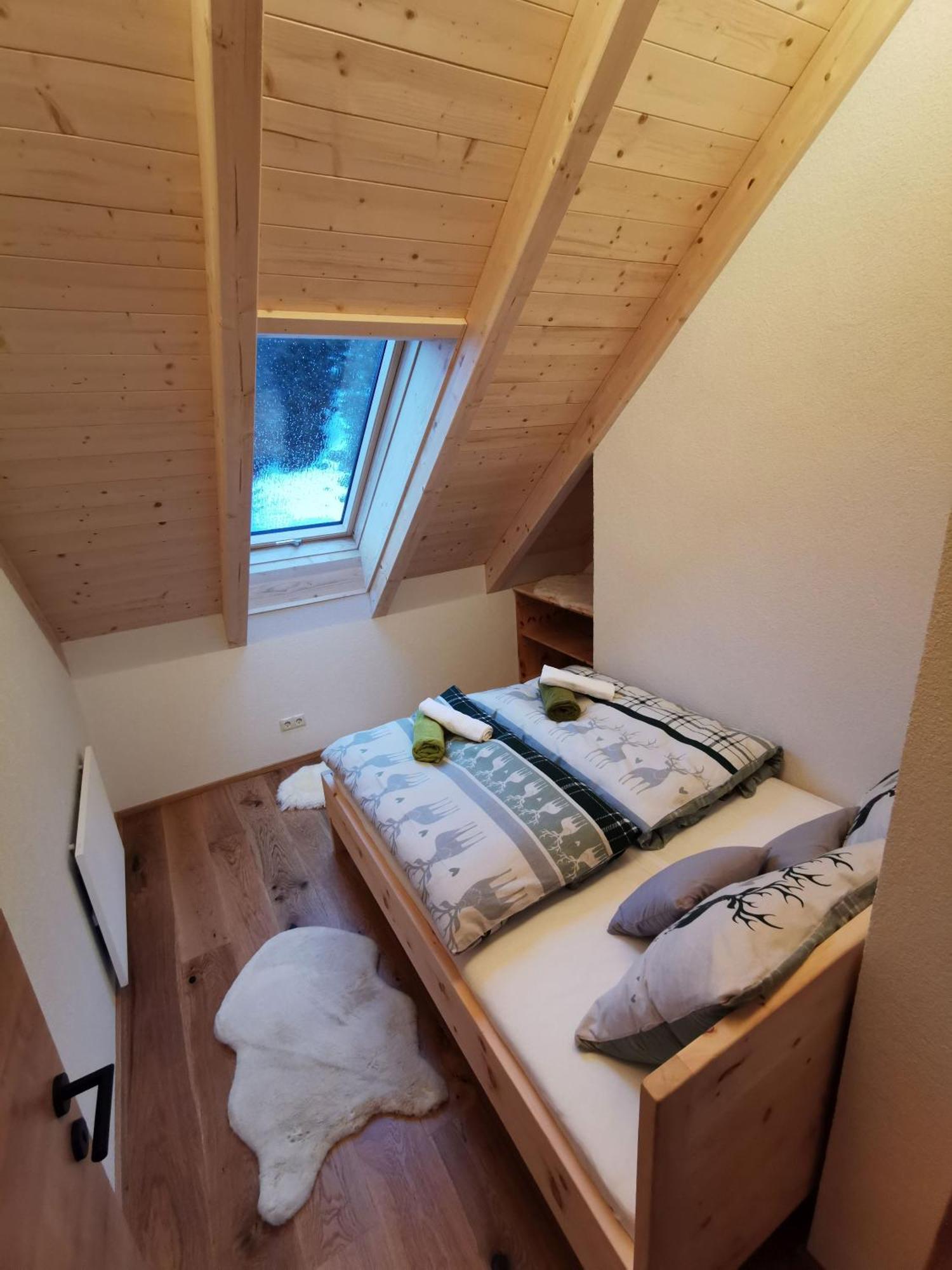 Almnest -